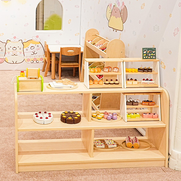 お菓子屋さん