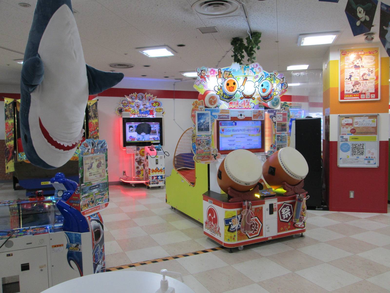 西友岡崎店ゲームコーナー 施設トップ ゲームセンター バンダイナムコアミューズメント 夢 遊び 感動 を